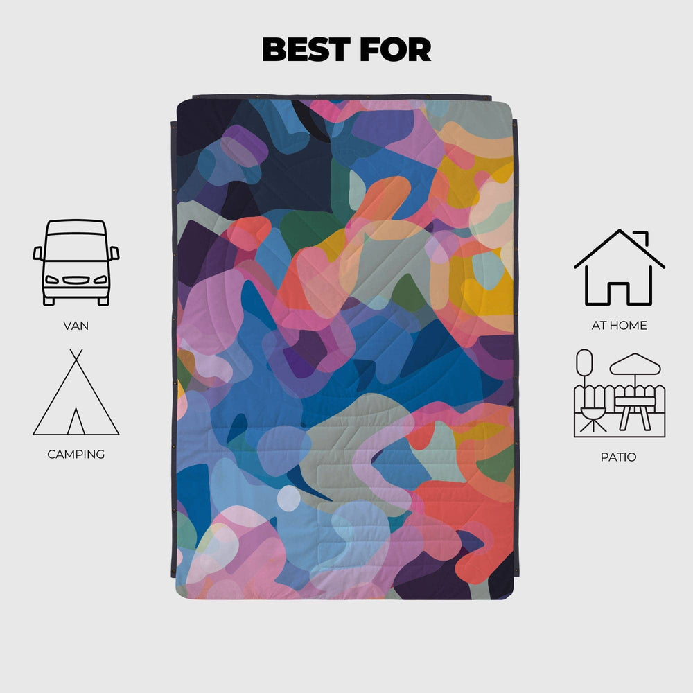 VOITED CloudTouch® Indoor/Outdoor Camping Blanket - Beyond Real Blankets VOITED 