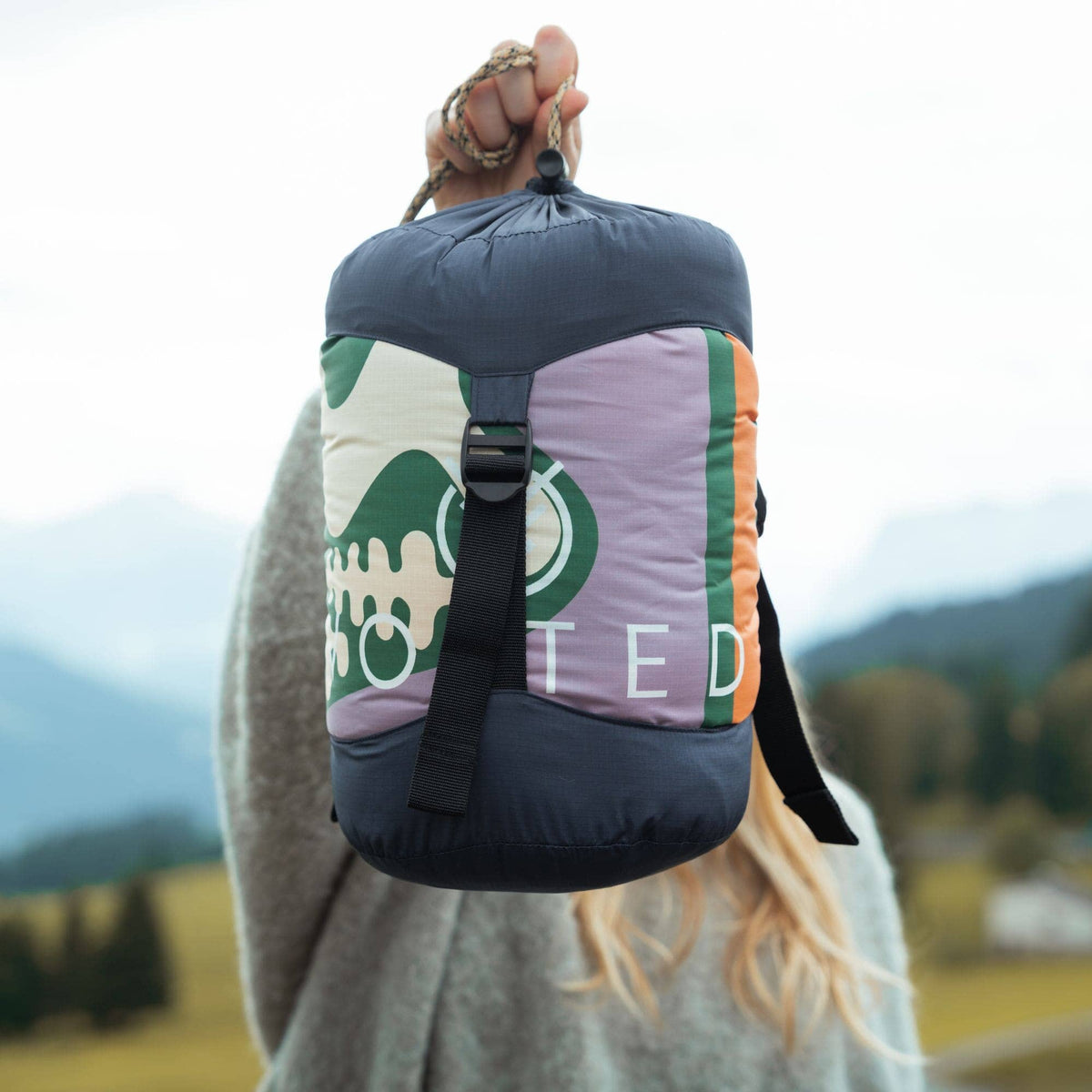 VOITED Mini Traveler Cream Indoor / Outdoor Camping Blanket - Trailbound Blankets VOITED 