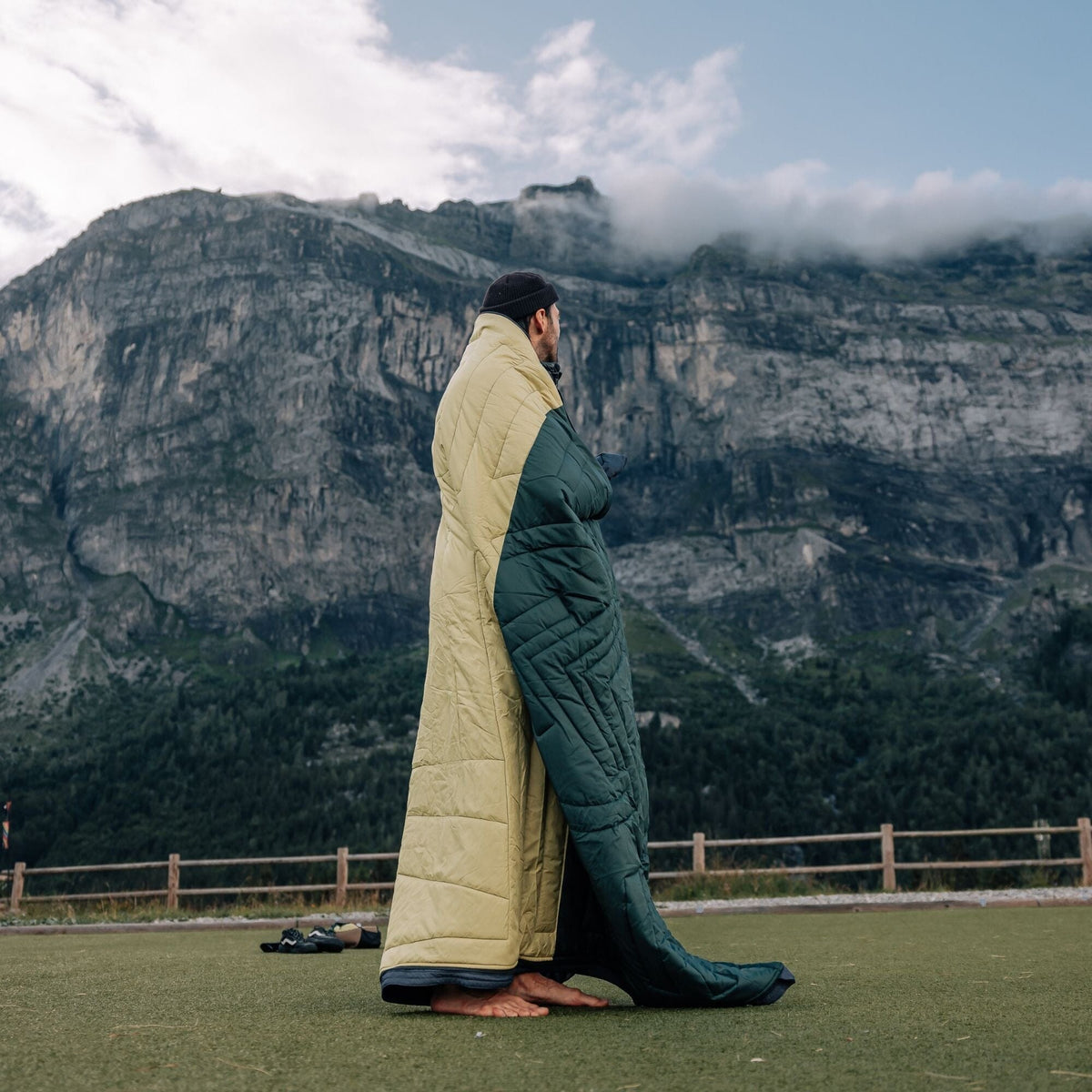 VOITED Slumber Zip Sack Blanket - Green Gabels / Dusty Sand Blankets VOITED EU 