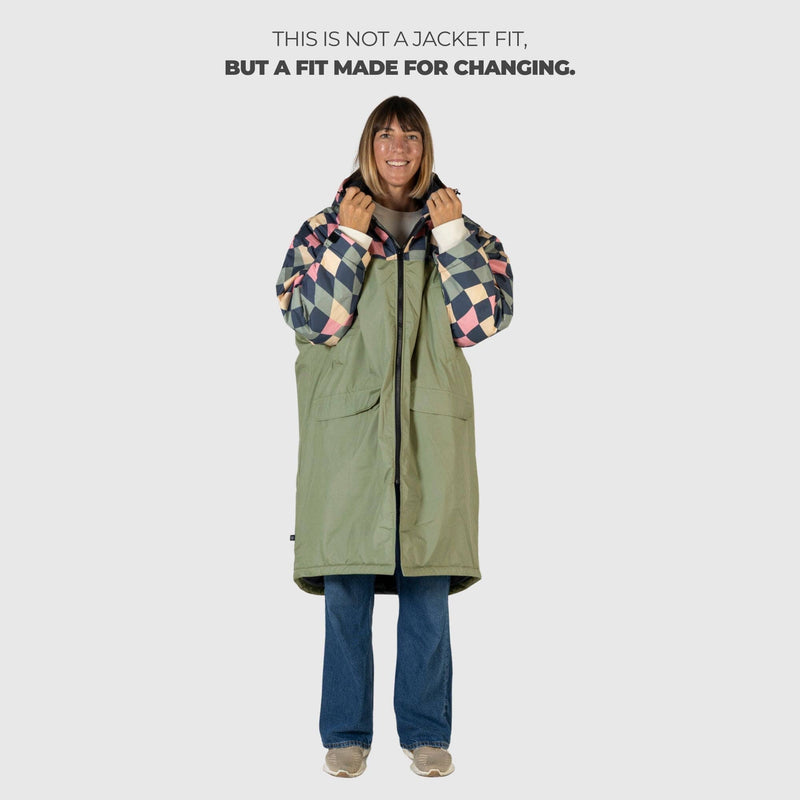 VOITED 3rd Edition Outdoor Changing Robe & Drycoat for Surfing, Camping, Vanlife & Wild Swimming - Wavecheck Changewear VOITED 
