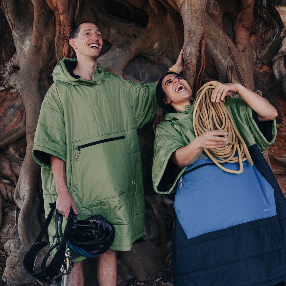 VOITED 3rd Edition Outdoor Poncho for Surfing, Camping, Vanlife & Wild Swimming - Olive Changewear VOITED 