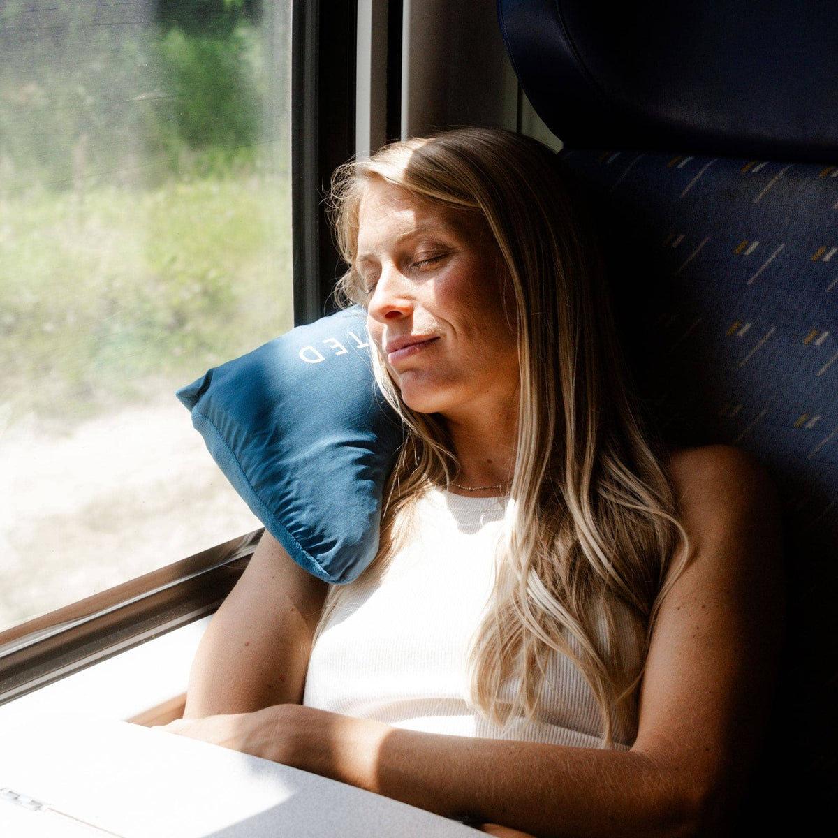 VOITED NeckPack Travel Blanket - Camp Vibes Two Blankets VOITED 